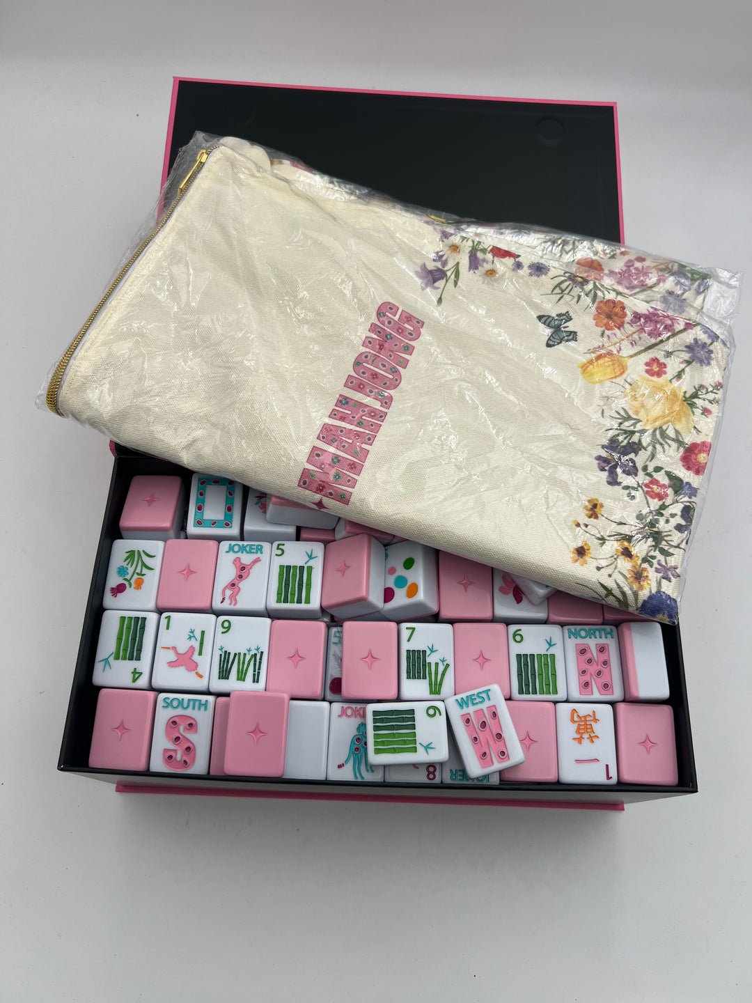 ODD LOTS LESS THAN PERFECT - SPRINGTIME SAFARI IN PETAL PINK XL MEGA - WITH TILE BAG AND BOX